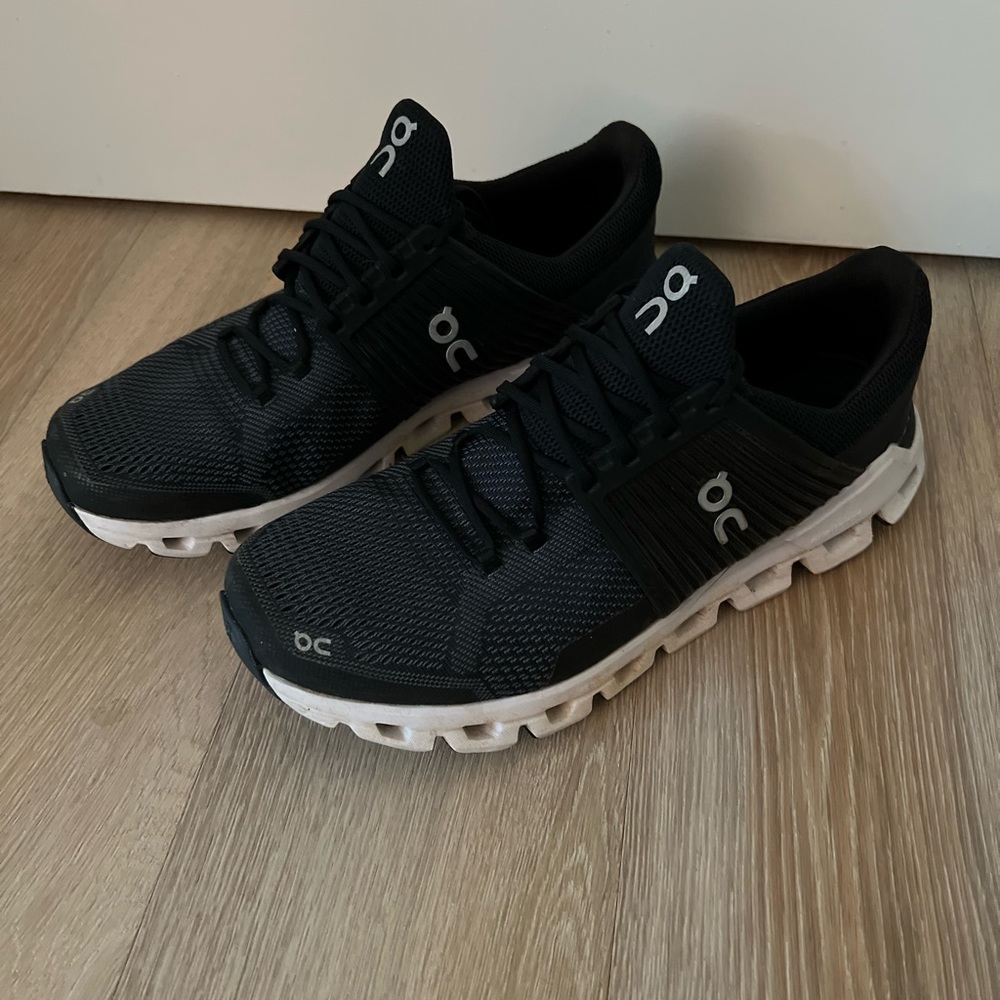 Men’s OnCloud running shoes